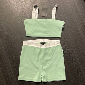 2 piece lime Sean John set